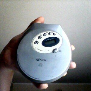 Cd player Batters not include